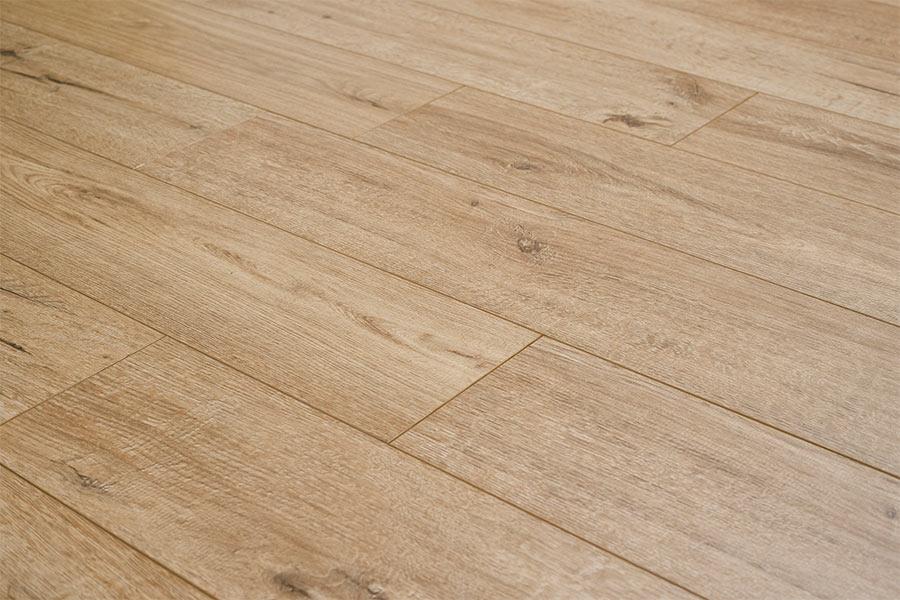 Meadow Oak Laminate Flooring