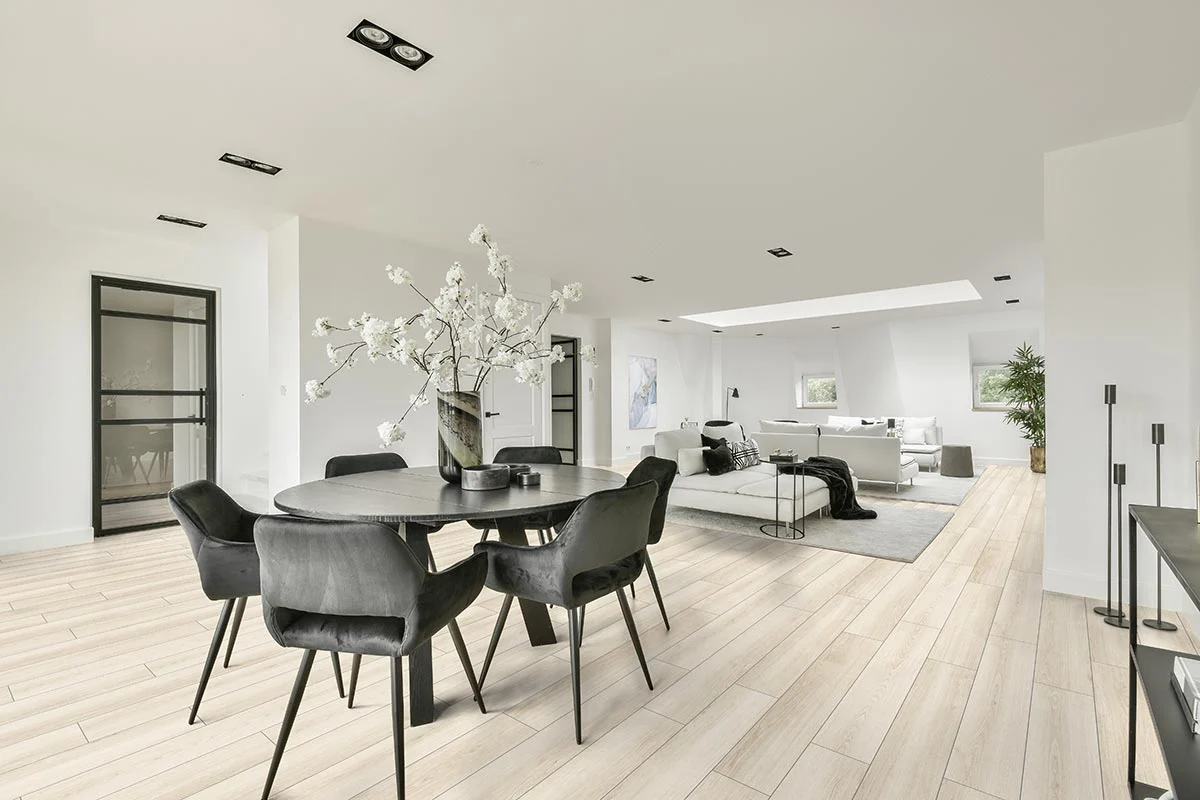 Snowdrop Oak Laminate Flooring
